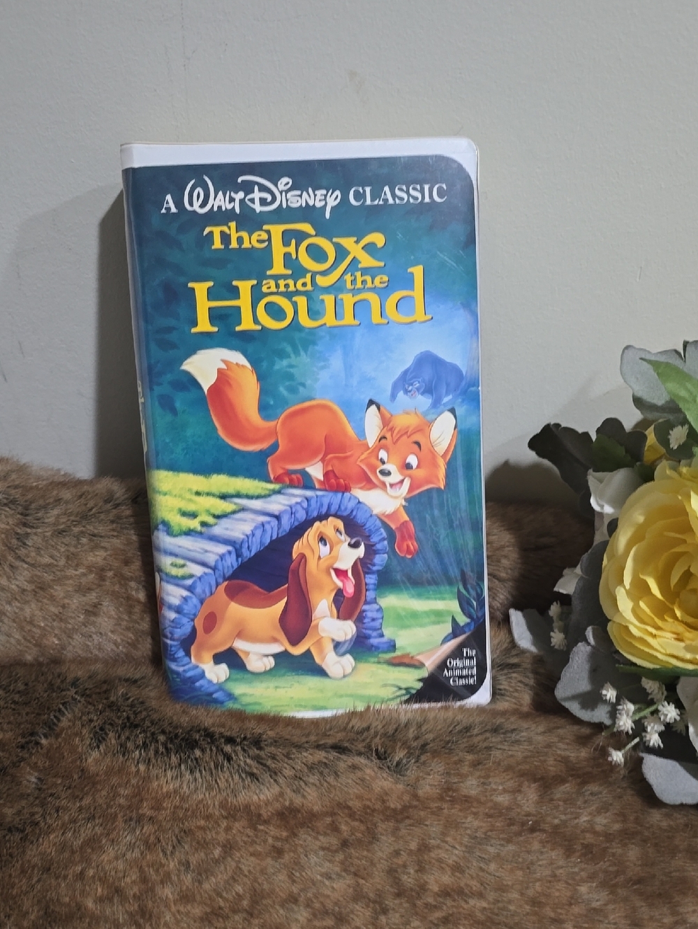 Walt Disney Classic The Fox and the Hound VHS - Blue Cover